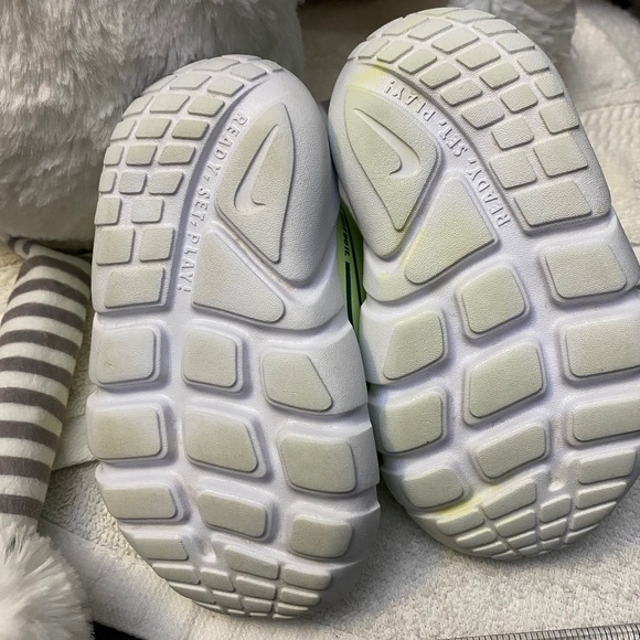 Nike Baby Toddler Summer Lime Green Slip On Flex Runners Sneakers - Picture 6 of 16